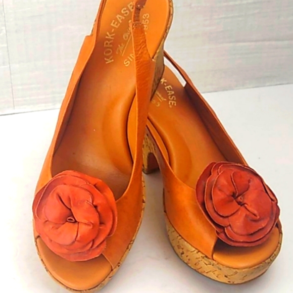 Kork-Ease Carmel Leather Flowered "4 Platform Slings - Picture 2 of 11